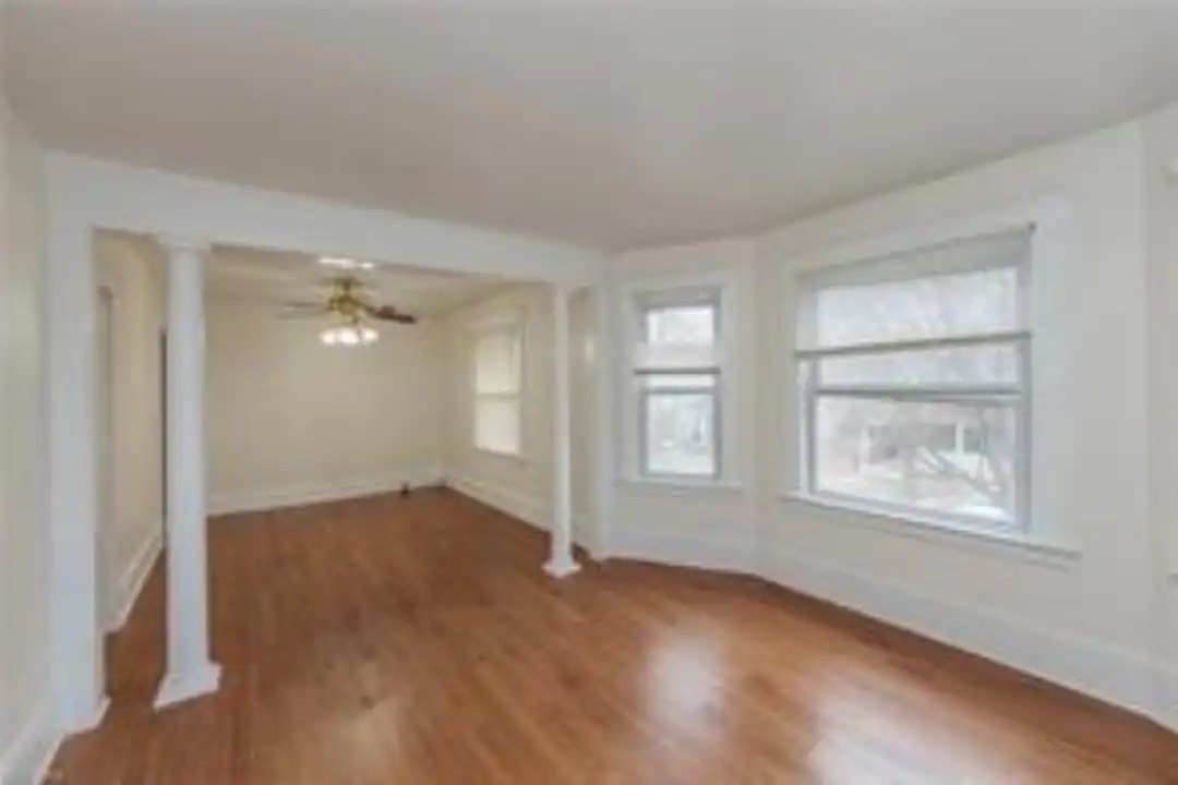 1794 W 54th St - Näkymä 4