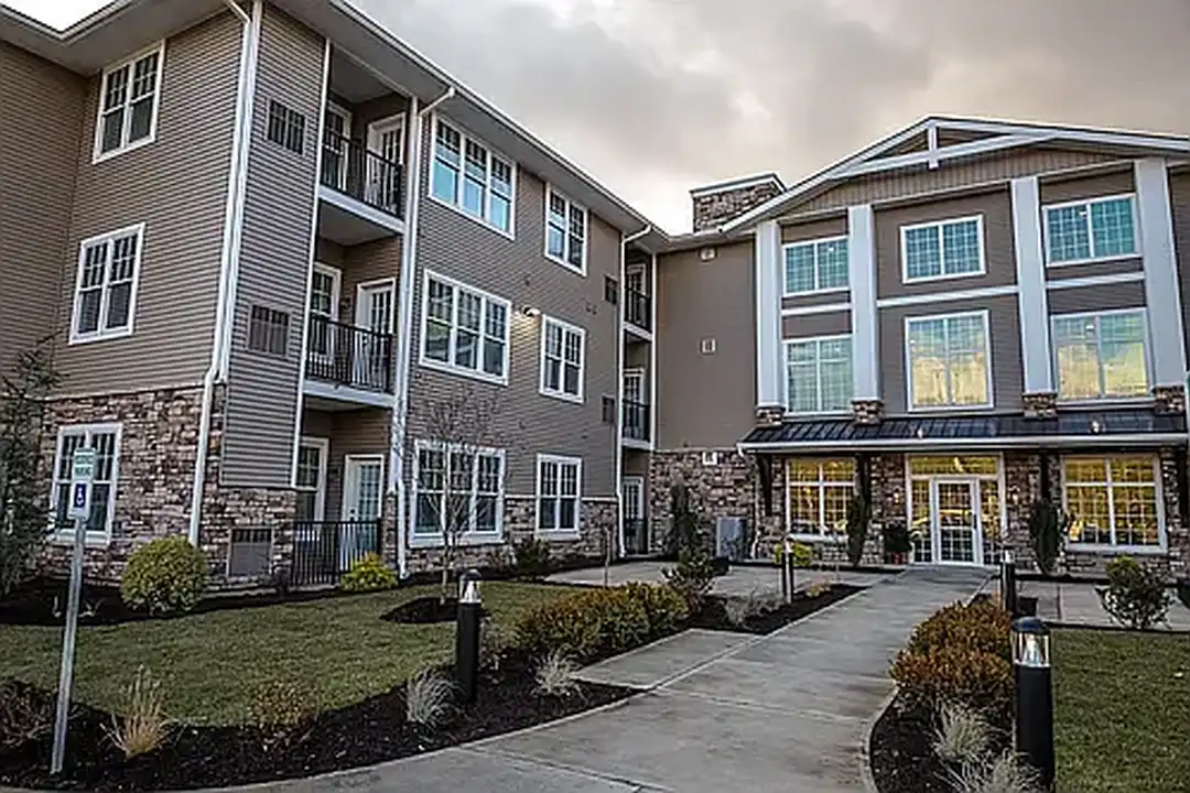 HH Bath View Apartments – photo 1 of 28