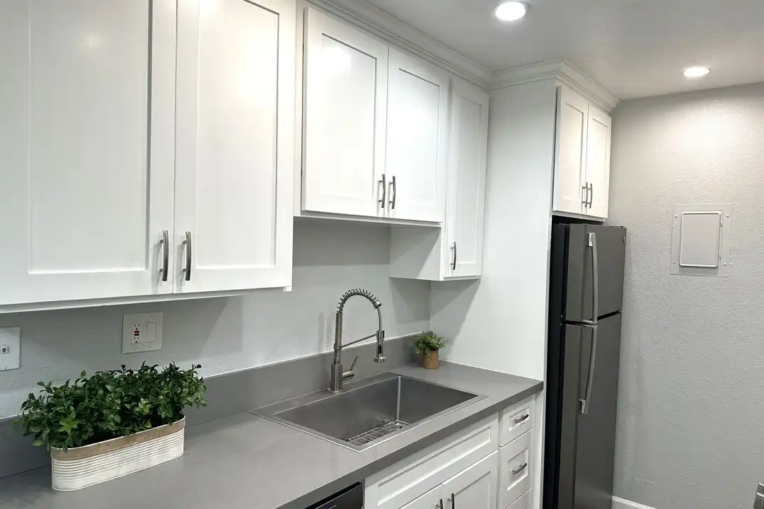10071 Lampson Ave unit 2 - View 4