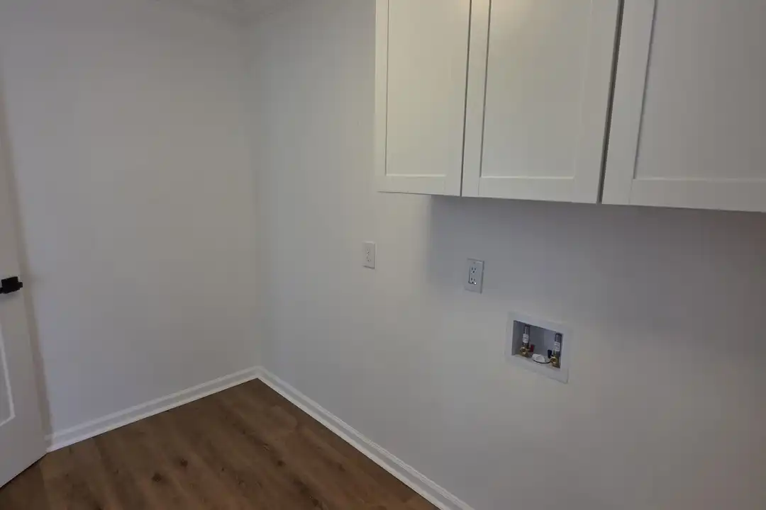 House in Columbus - View 5