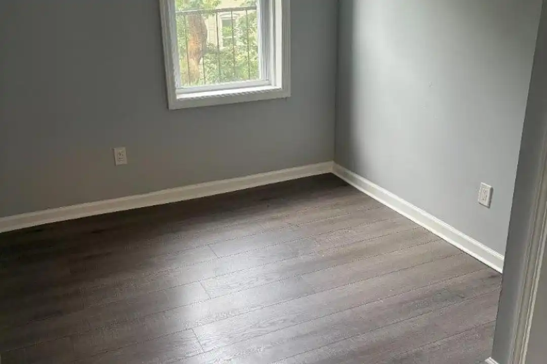 Apartment in Jersey City - View 4