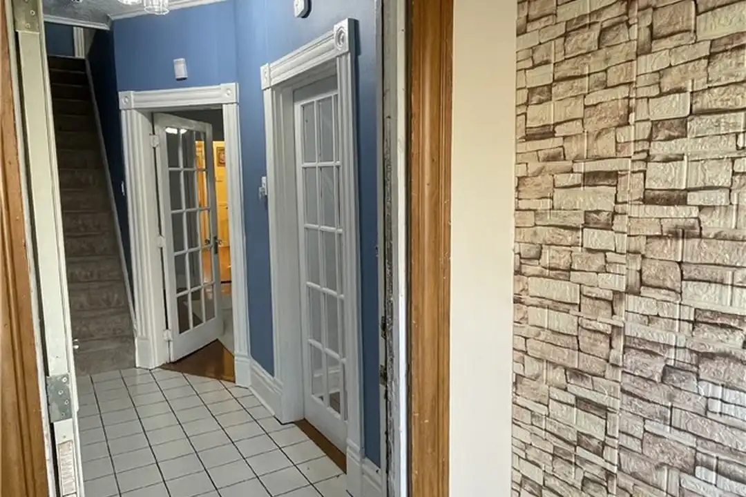19 S 6th St - View 6
