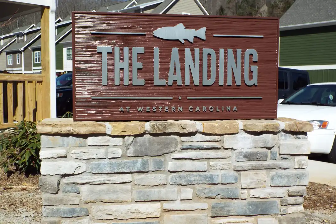 1 Landing Ln – photo 1 of 15