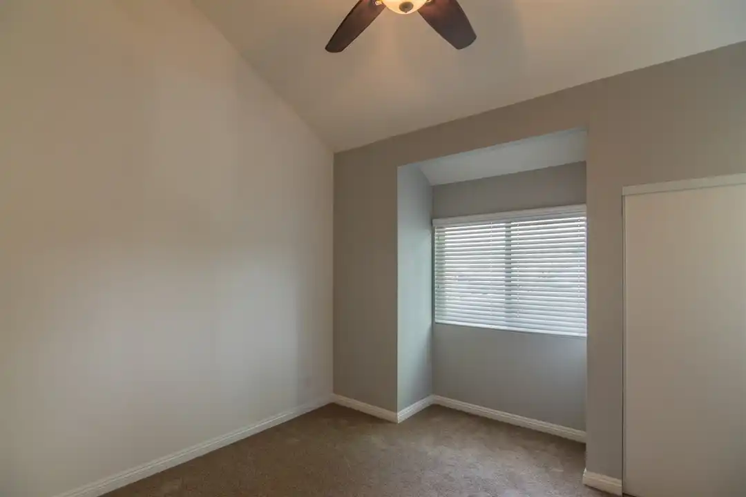 1380 E Washington Ave unit 49W - More