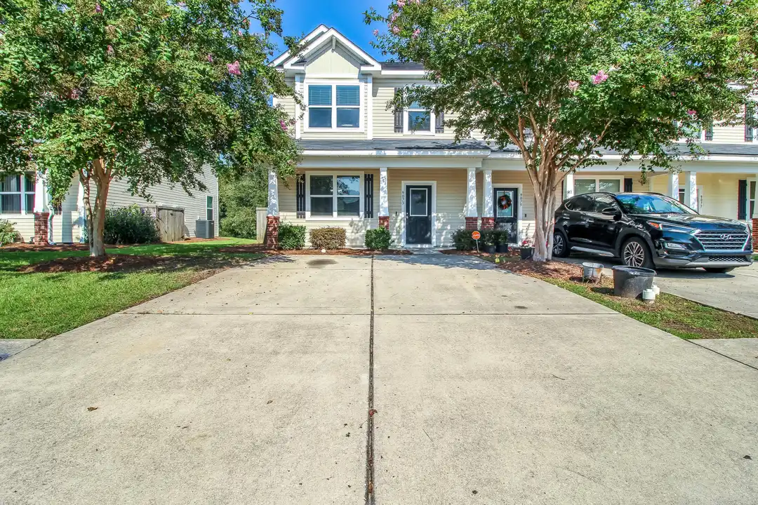 9073 Parlor Dr – photo 1