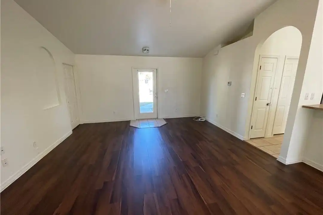 1428 SW 29th St - View 3