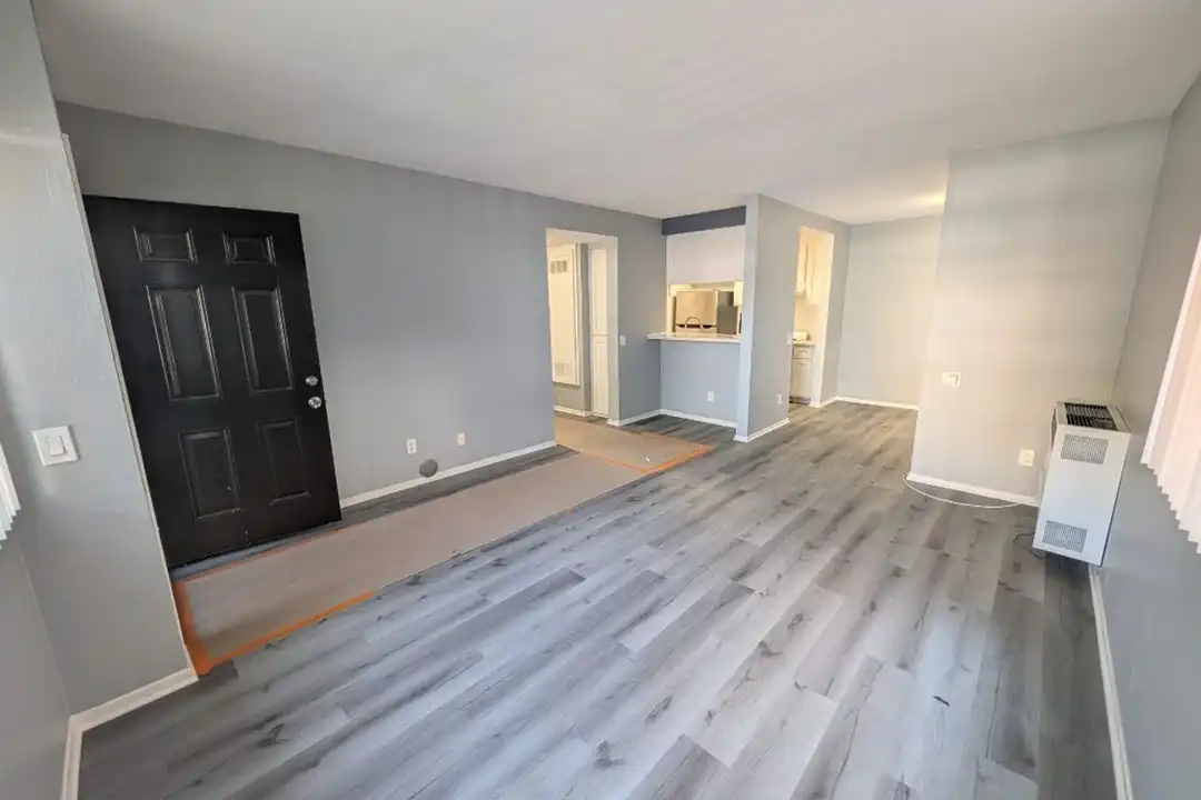 3043 E 15th St unit 1 – photo 1