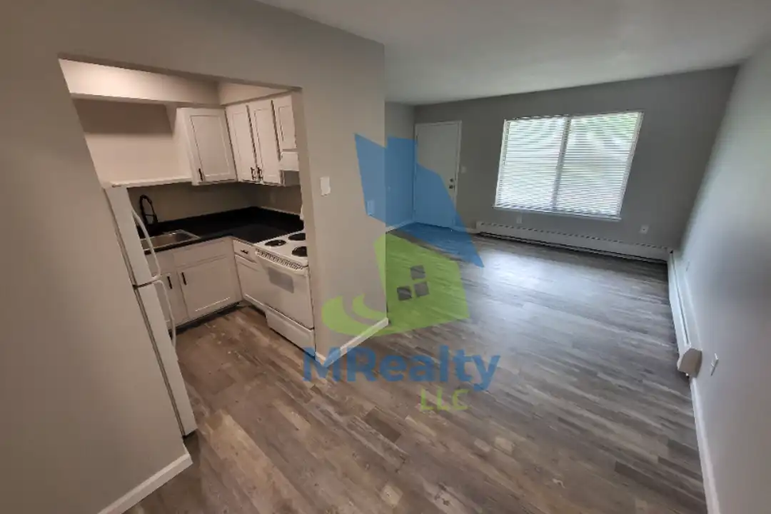 Apartment in Roseville - View 4
