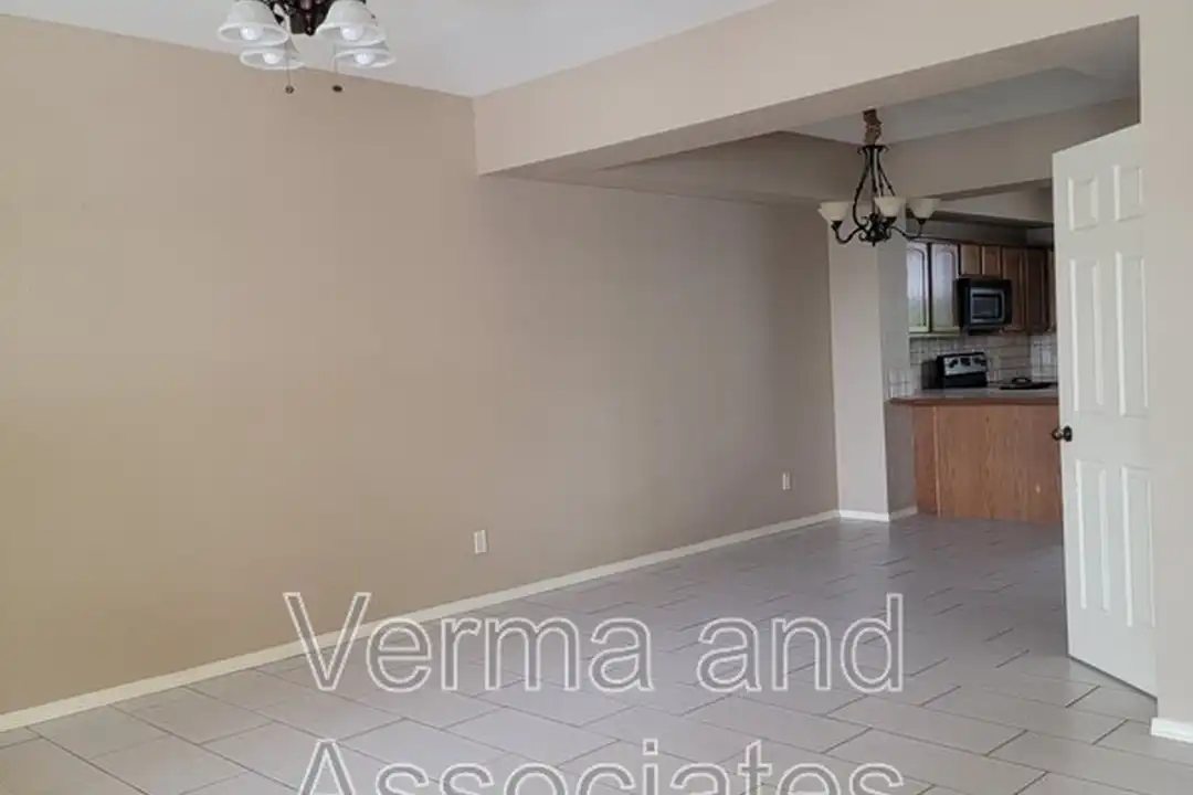 192 Fair St unit 198 - View 2