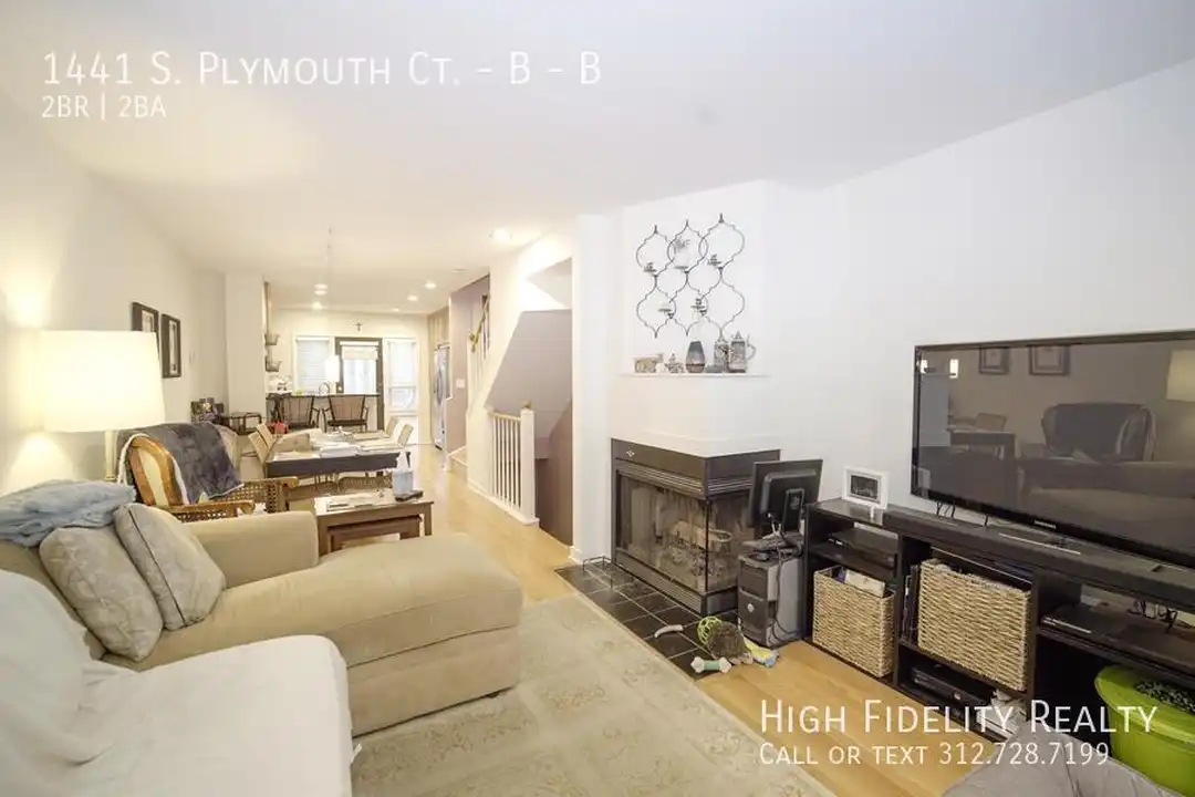 1441 S Plymouth Ct unit B - View 4