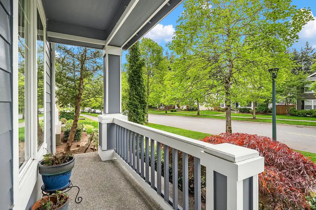 7306 Douglas Ave SE - View 2