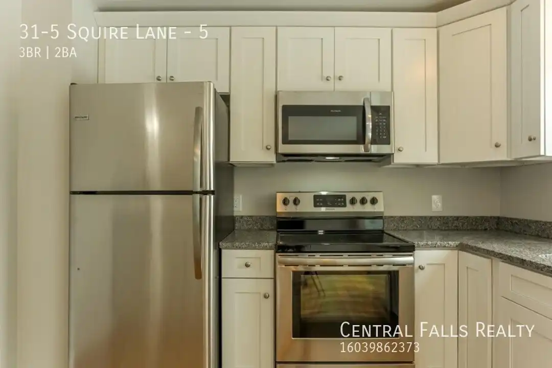 31 Squire Ln - More