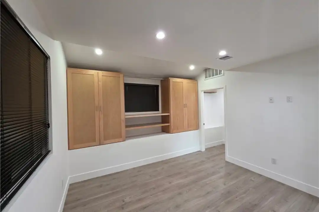 3179 Barbara Ct unit 4 - View 5