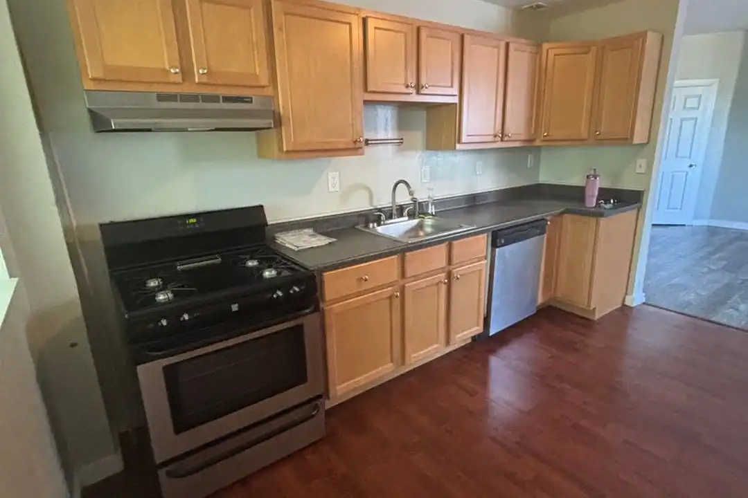 3822 Liberty Ave unit 6 – photo 1