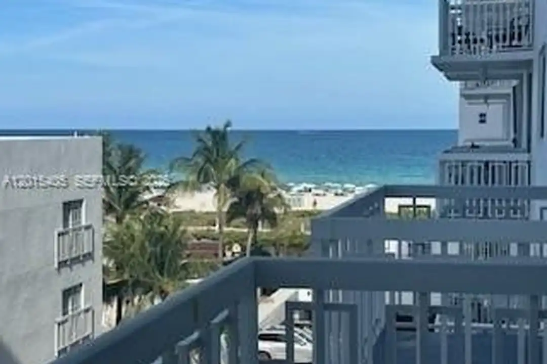 401 Ocean Dr #525 - View 6