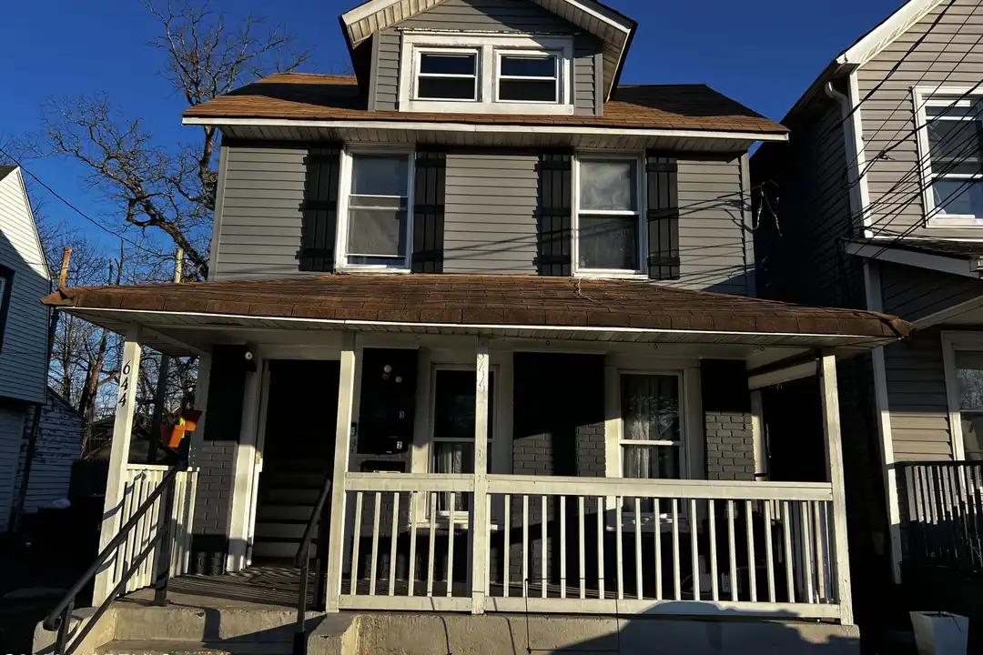 644 Church St unit 3 - View 2