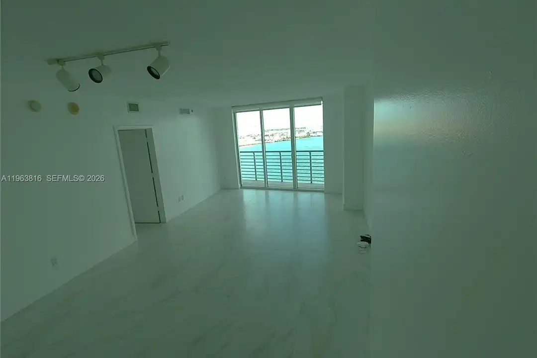 335 S Biscayne Blvd #1712 - View 3