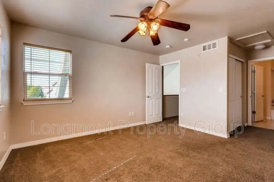 805 Summer Hawk Dr unit F-33 - More