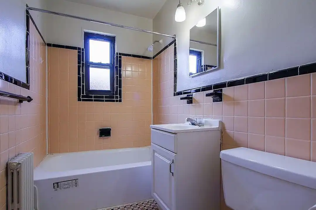 671314th St – photo 1