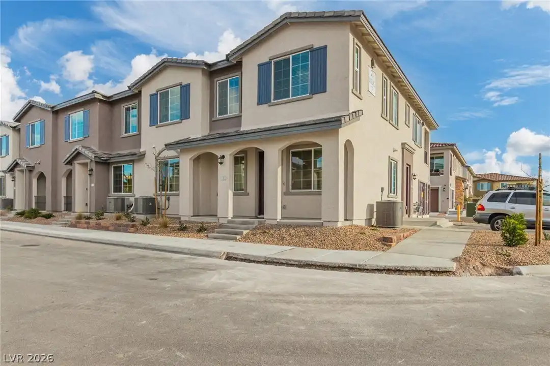 25 Barbara Ln #31 - View 3