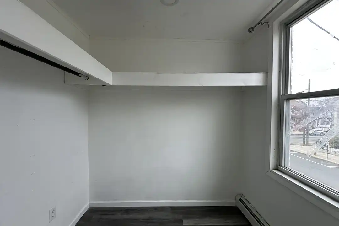 159-161 Lewis St unit 159 Lewis St - Unit 2 - View 3
