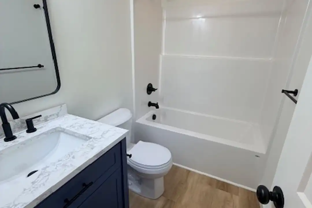 188 W 19th St unit 188 - View 4