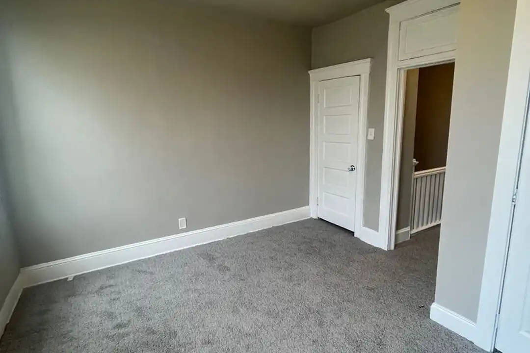 3023 W Belvedere Ave – photo 1