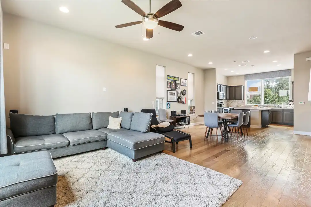 1416 Waterloo Shore Ln unit 3 - View 4