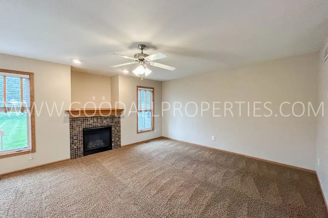 9450 Red Sunset Dr - View 2