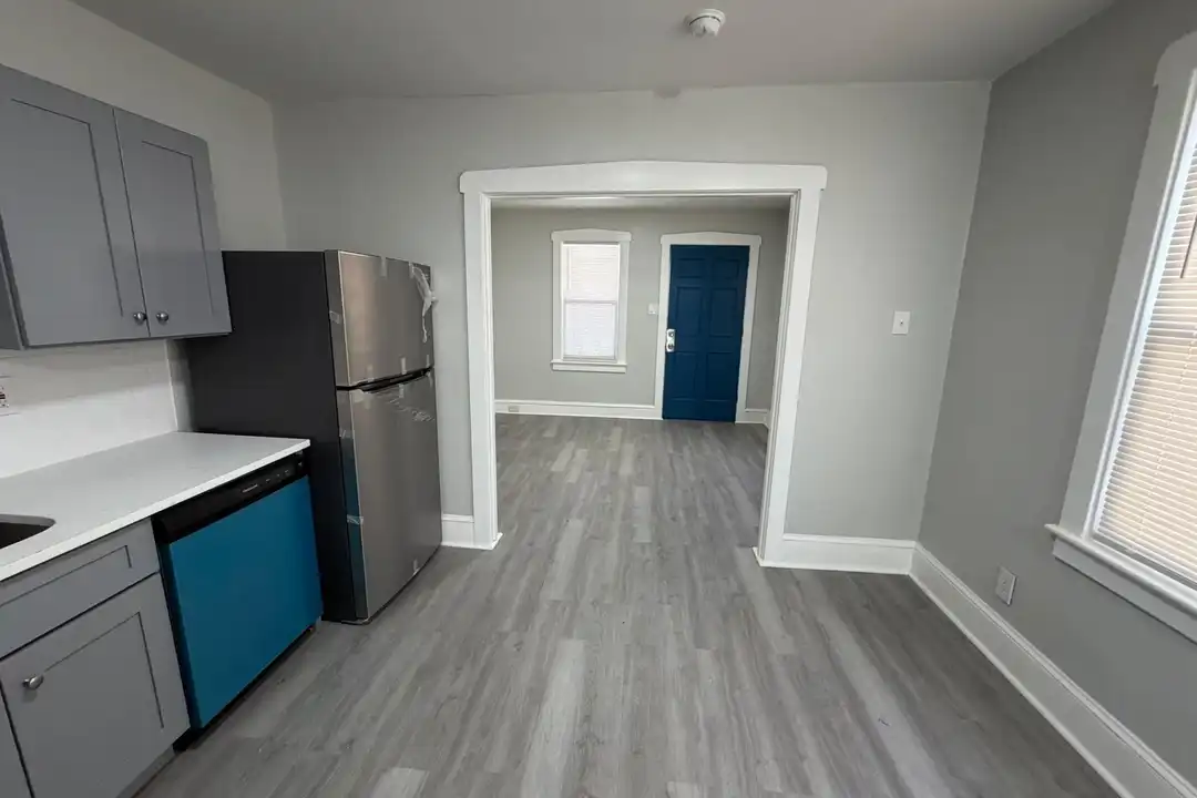 244 Mansion Ave #A - View 5
