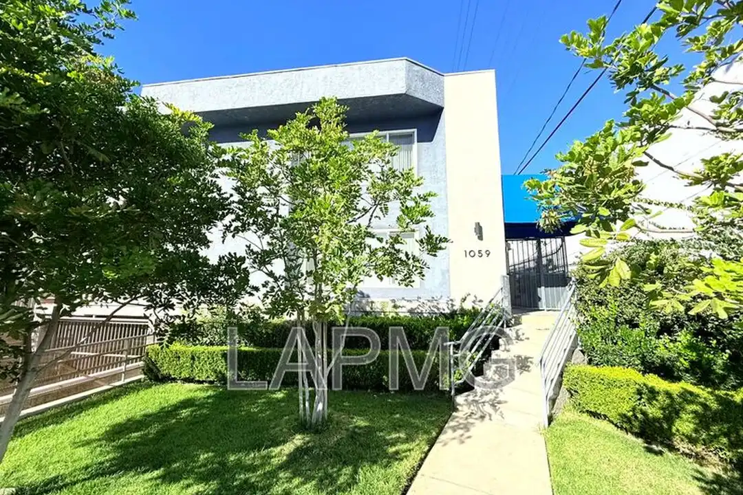 1059 Western Ave unit 1 - View 4