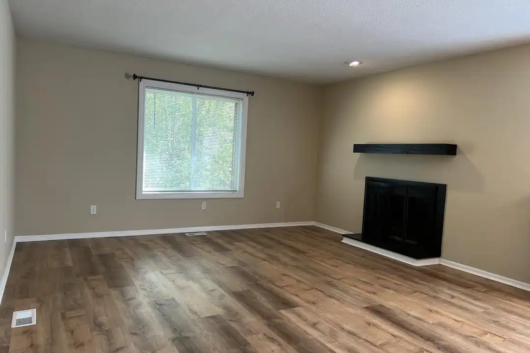 5804 Ryewyck Dr – photo 1