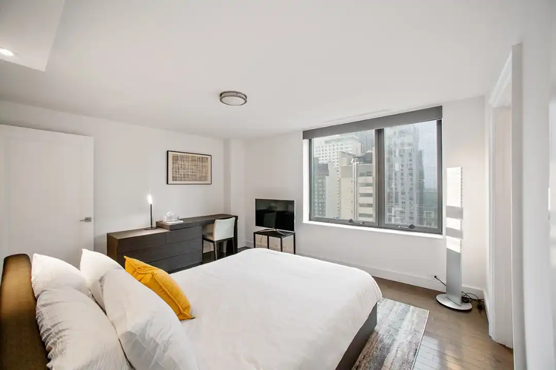 160 Central Park S unit 2604 - Більше