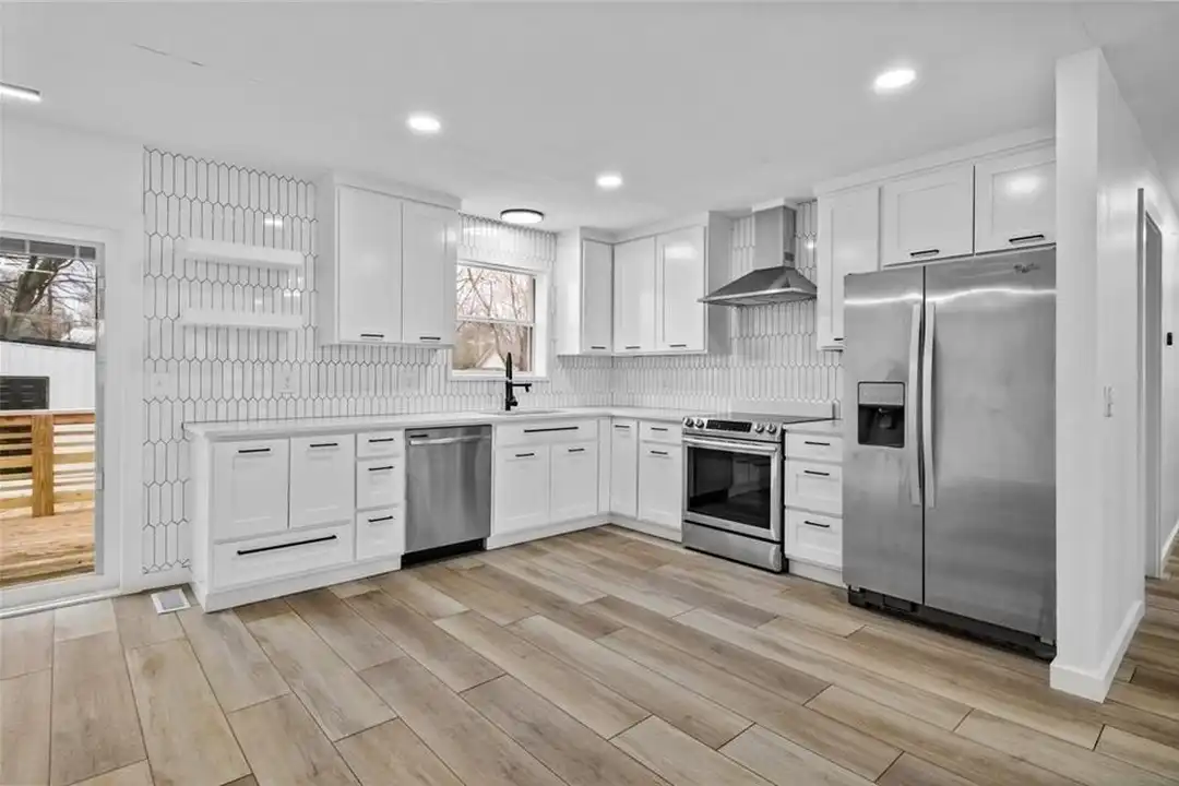 2205 Douglas St - View 2