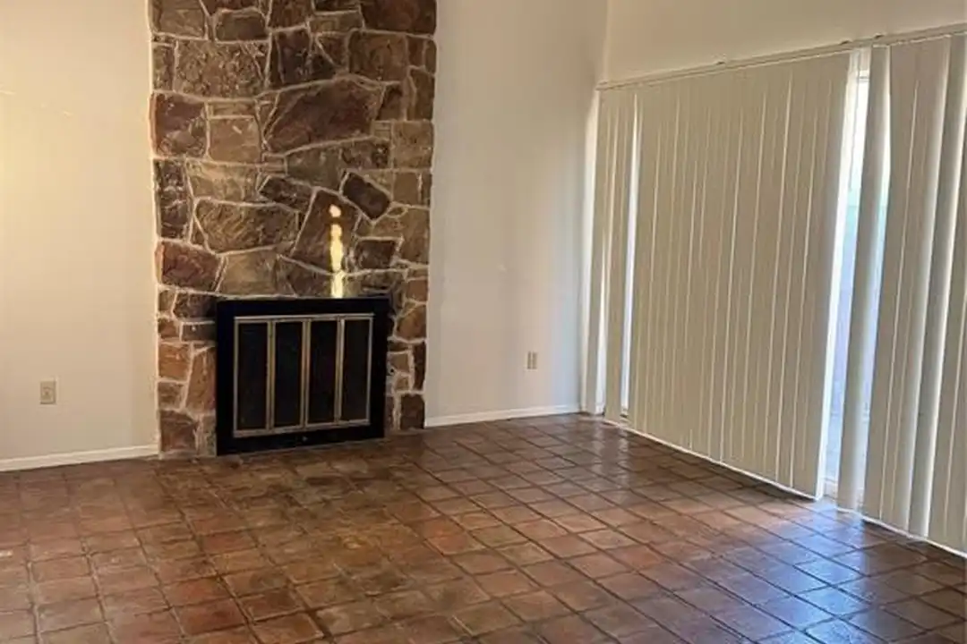 House in Dallas - View 5