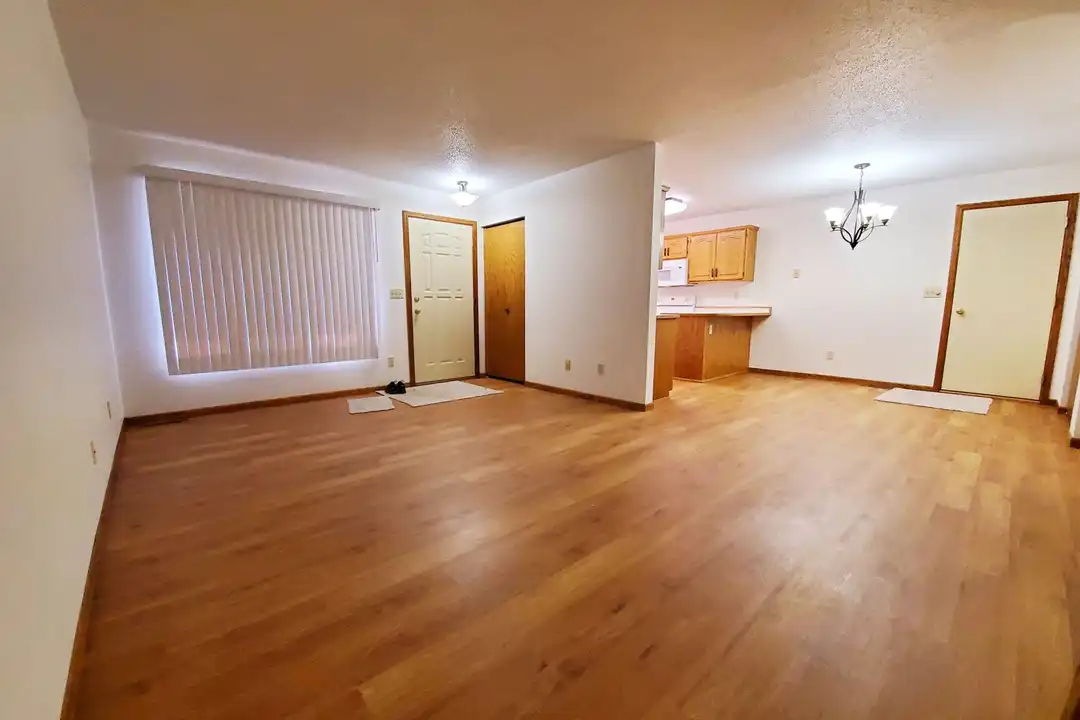 1802 35th St S unit 1802 35th Southwest C – photo 1