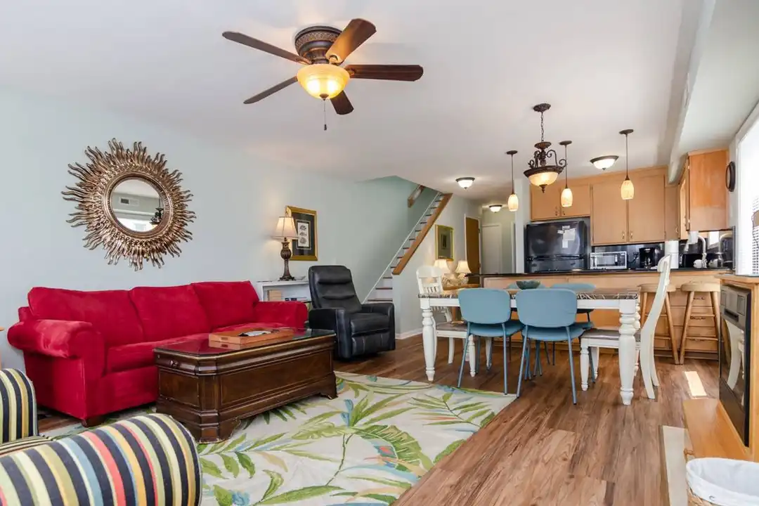 14 E Henderson St - View 3