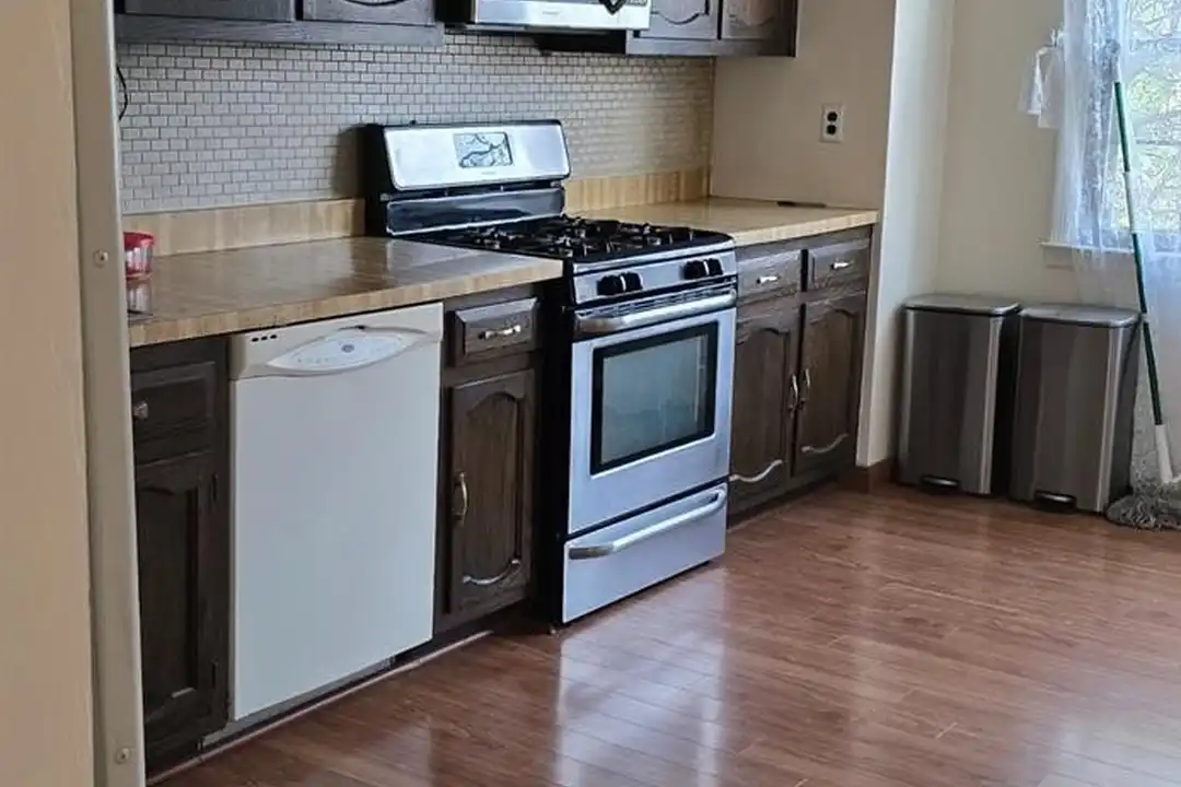 78 Highview Dr - View 4