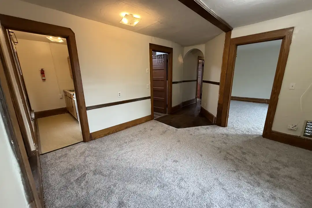 517 S Aurora St unit 2 – photo 1