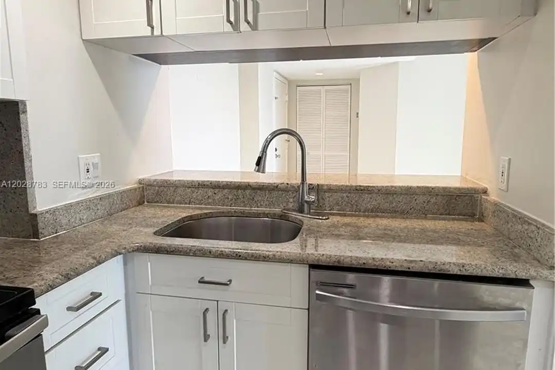 770 Claughton Island Dr #704 - View 5
