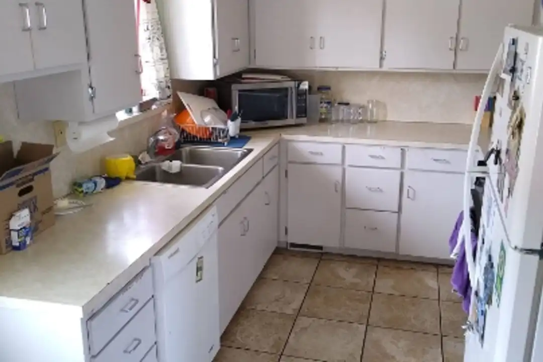 55 College Way - More