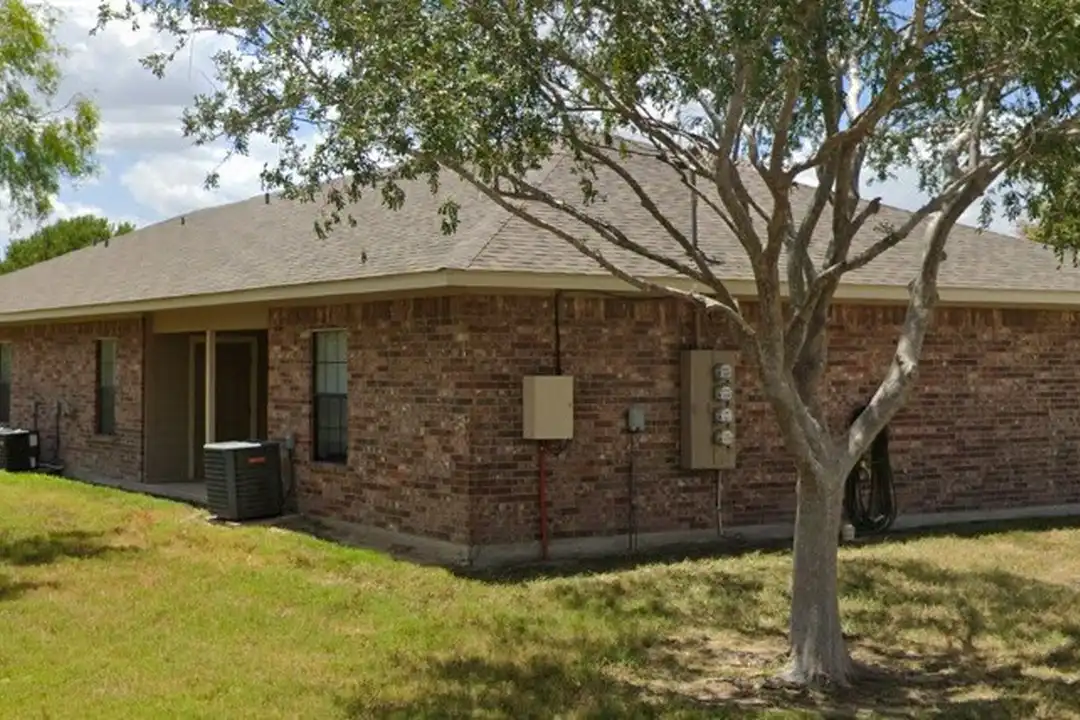 600 Sauz St - View 5
