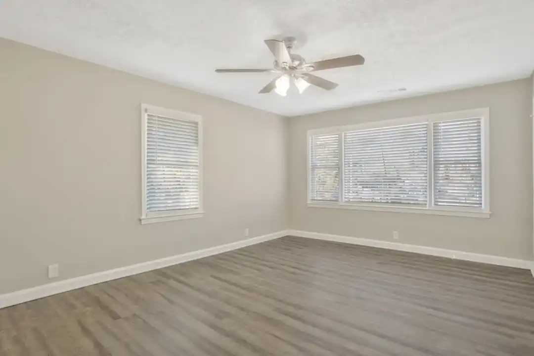 4535 Azurite St - View 3
