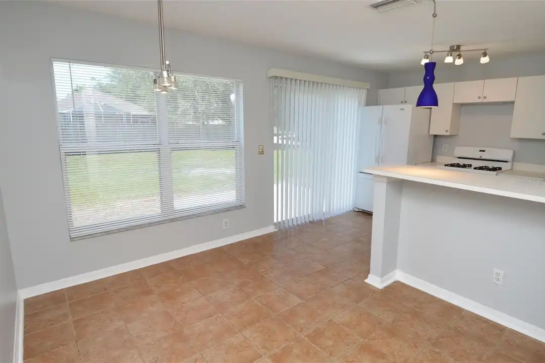 House in Riverview - View 2