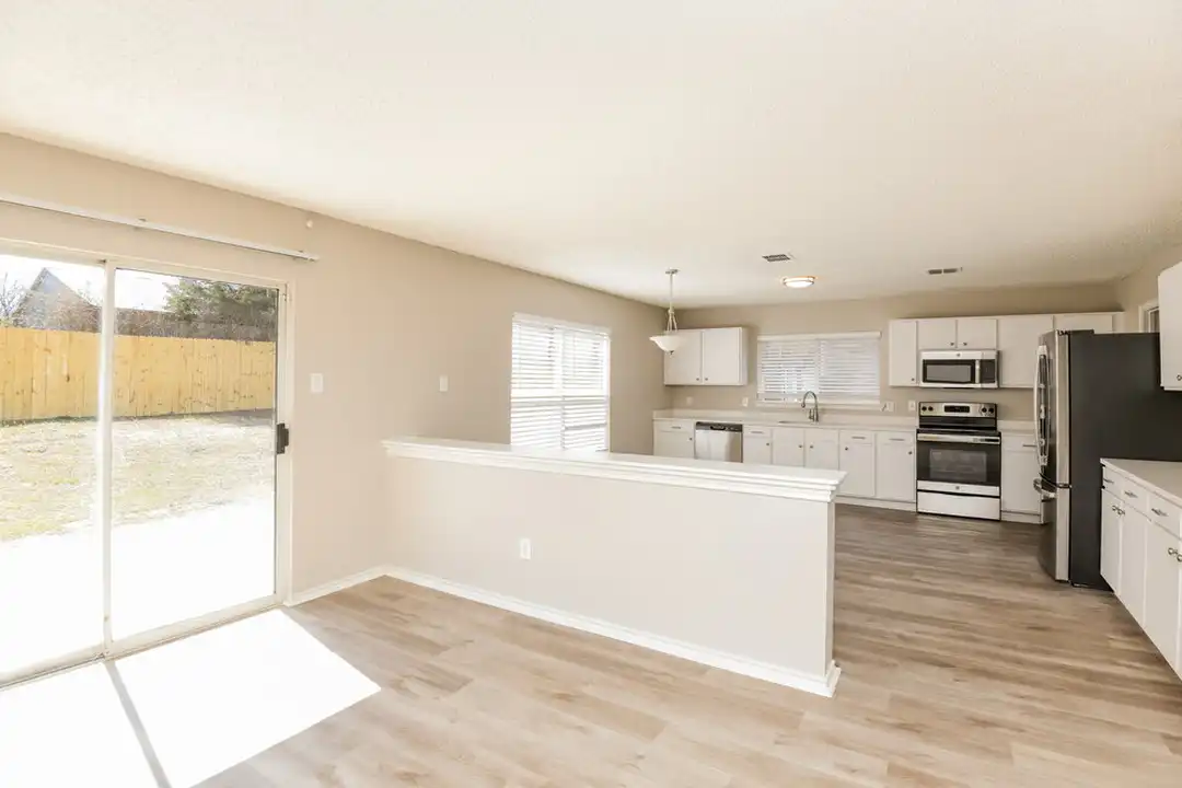 720 King St - View 5