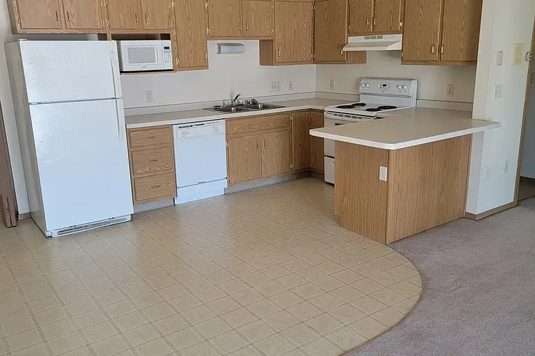 Weywauwega Estates – photo 1 of 5