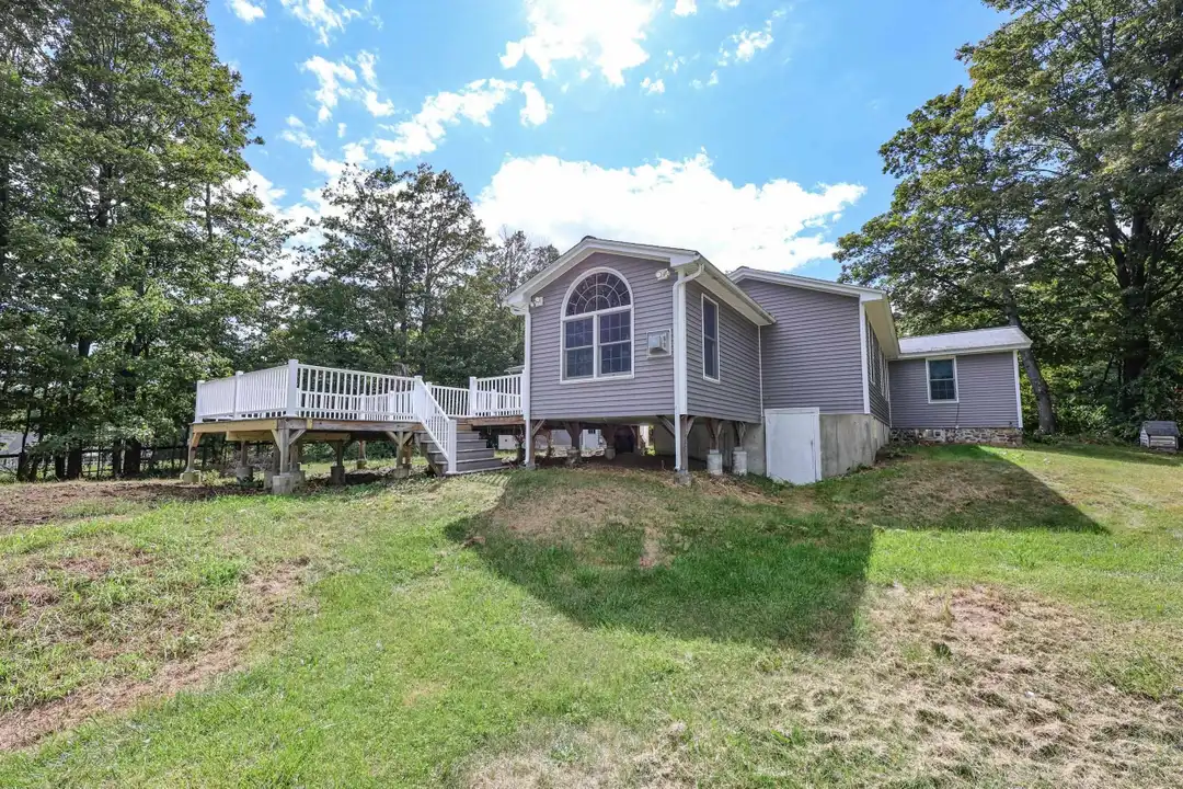 55 Holbrook Hill Rd - View 3