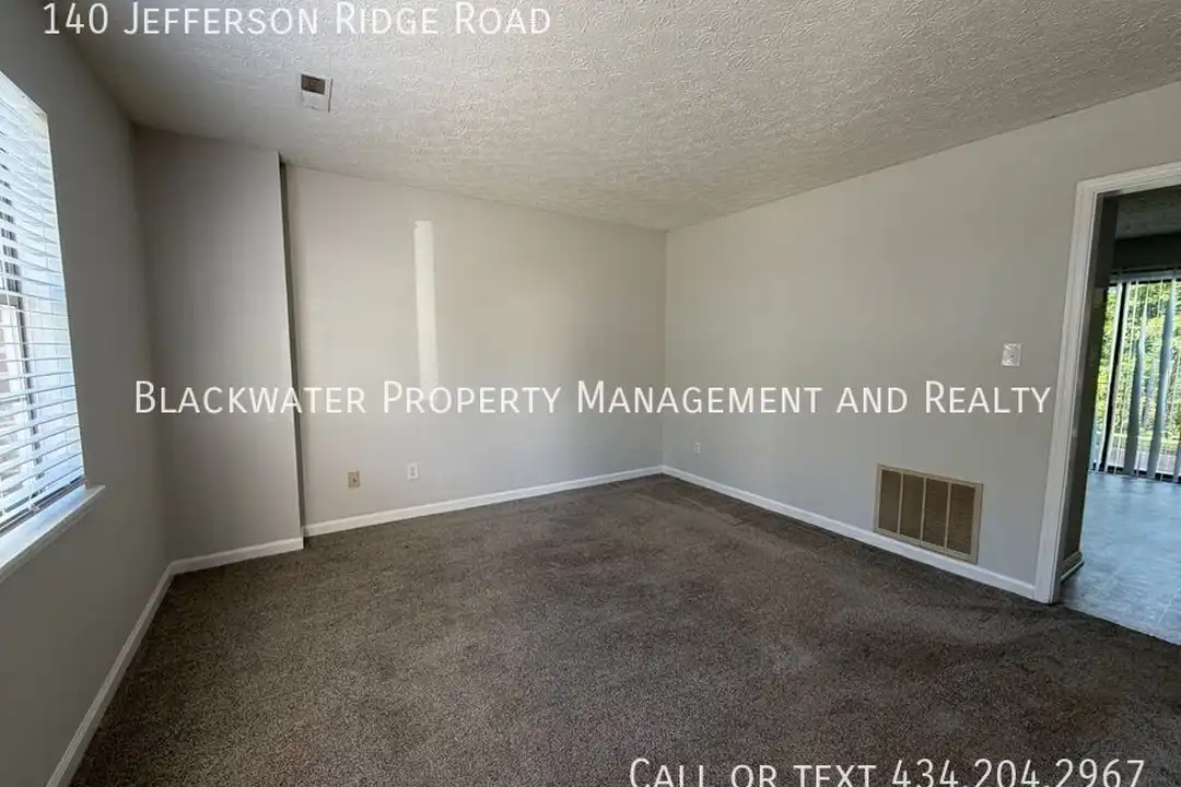 140 Jefferson Ridge Rd - View 2