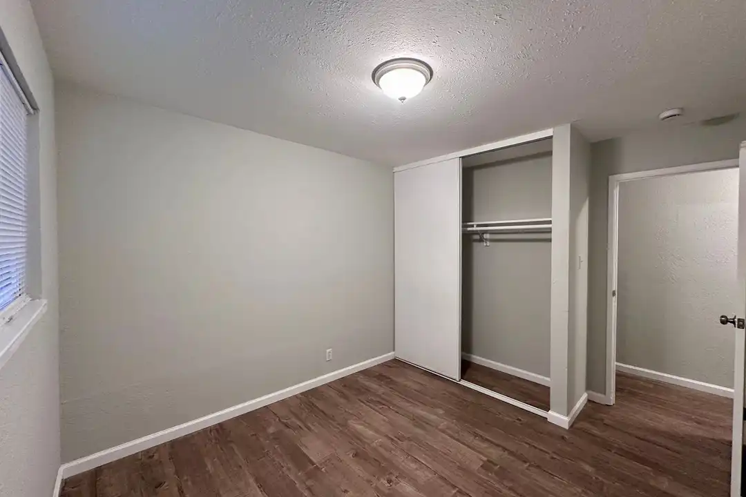 1632 99th Ave unit T1632 - More