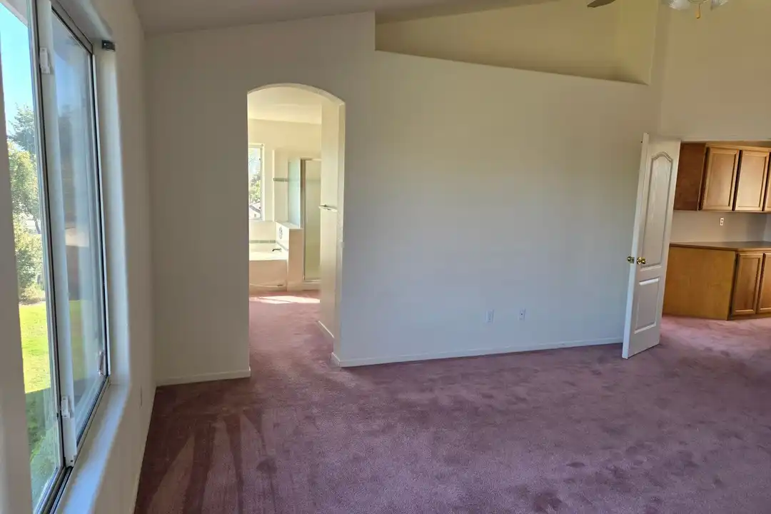 3621 S Bollinger Ct - View 6